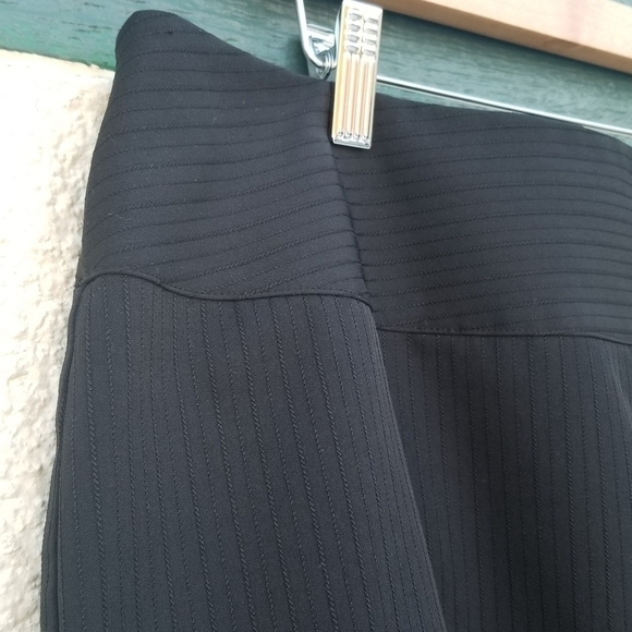 Lane Bryant black textured career skirt size 18 - Picture 3 of 5